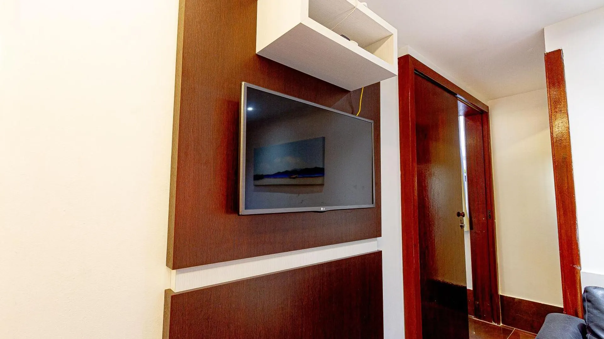 بيت للعطل Suites Jurere Internacional Florianópolis البرازيل
